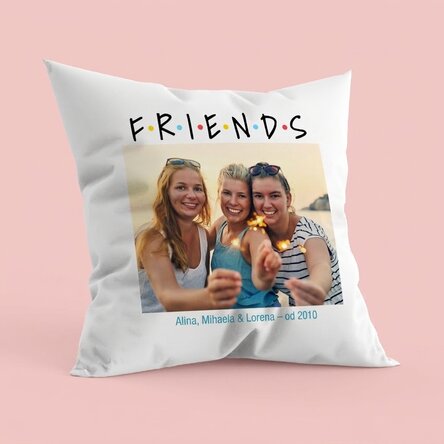 Spersonalizowana poduszka ze zdjęciem i napisem – FRIENDS