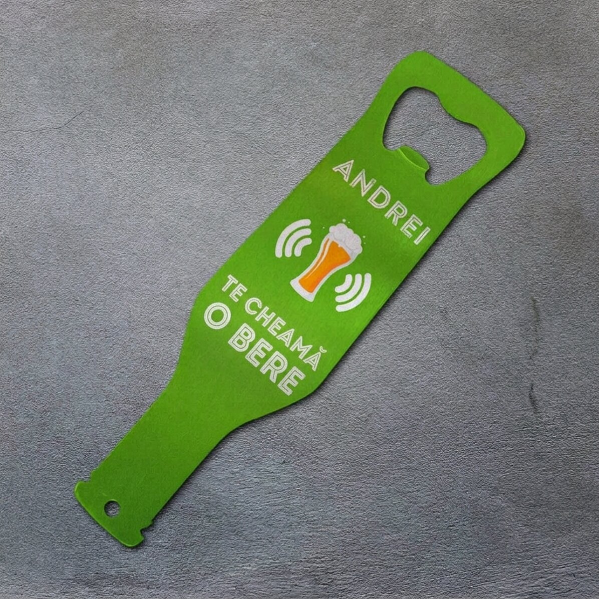 Spersonalizowany otwieracz do piwa – Beer is calling you