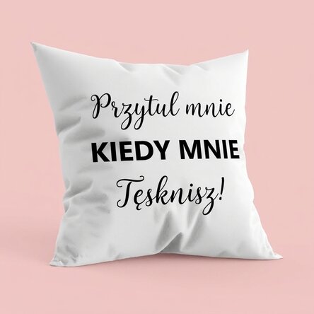 Spersonalizowana poduszka z napisem – „Hug me”