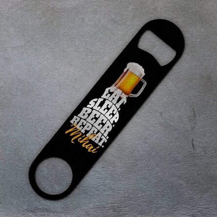 Spersonalizowany otwieracz do piwa z napisem – Eat. Sleep. Beer. Repeat