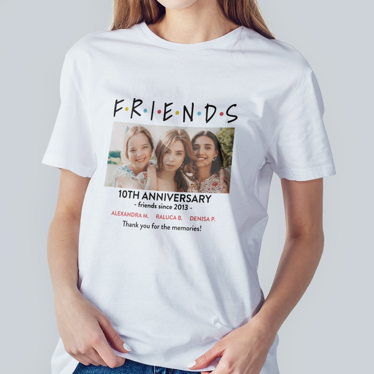 Bawełniana koszulka z nadrukiem zdjęcia i napisem – FRIENDS