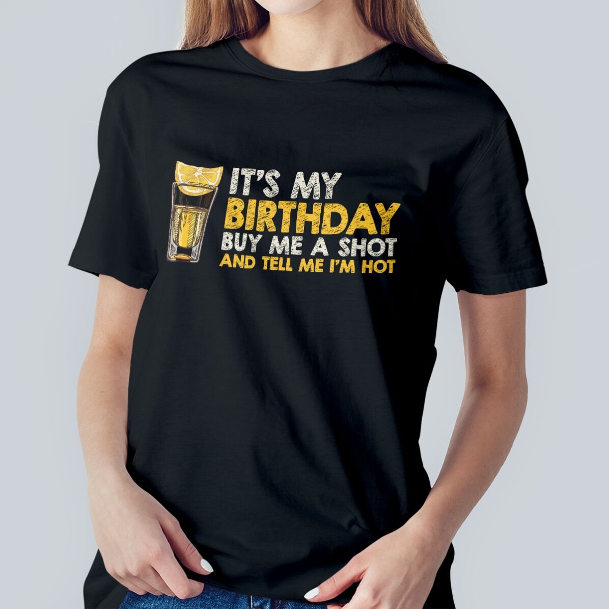 Bawełniana koszulka z nadrukiem – „Buy me a shot”