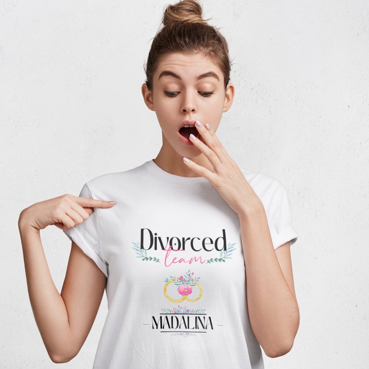 Personalised T-shirt with text - Bride Tribe
