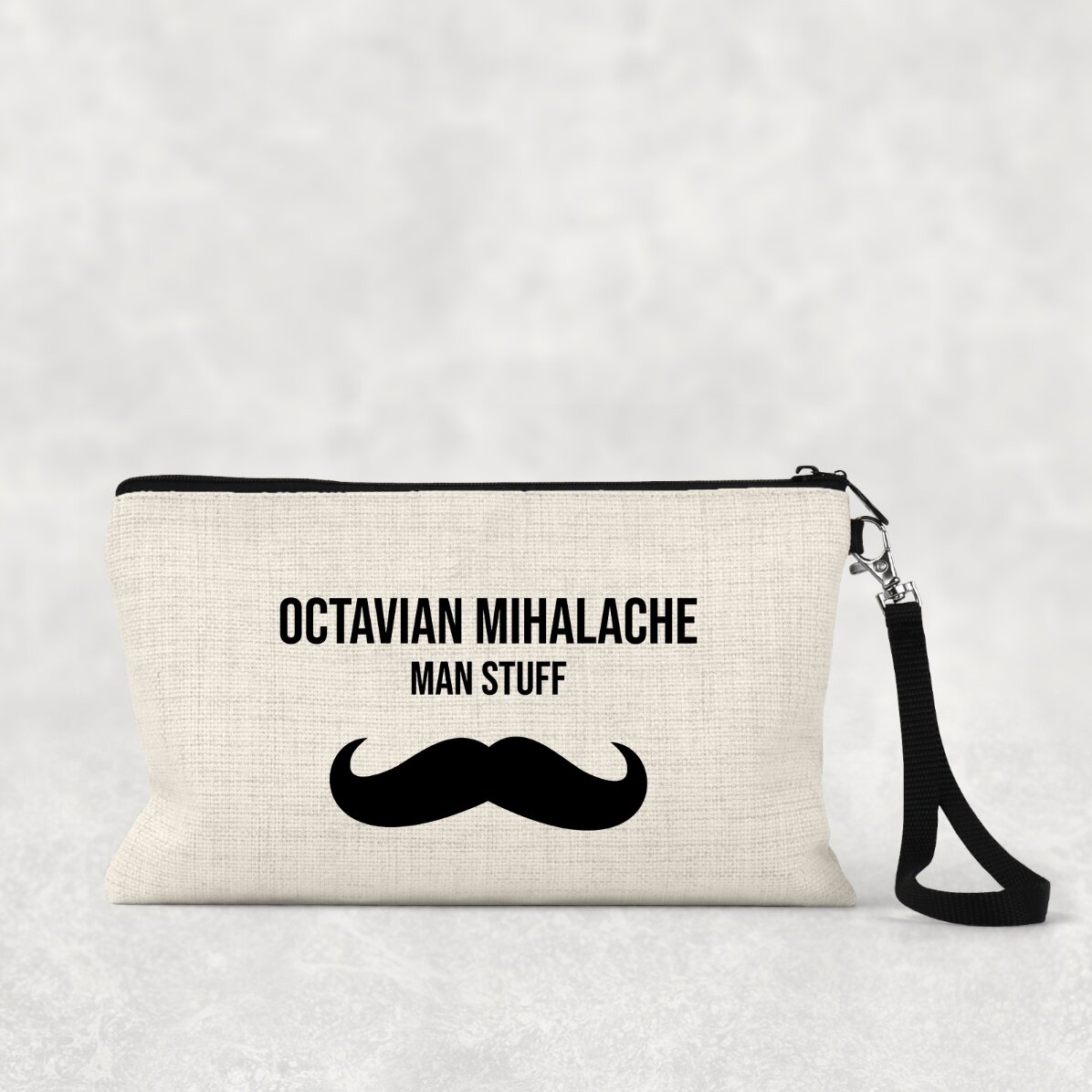 Zestaw akcesoriów dla mężczyzn z personalizowanym napisem – Moustache