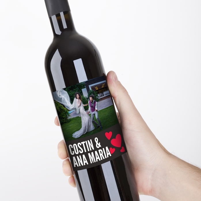 Wino z indywidualnym nadrukiem ze zdjęciem dla pary