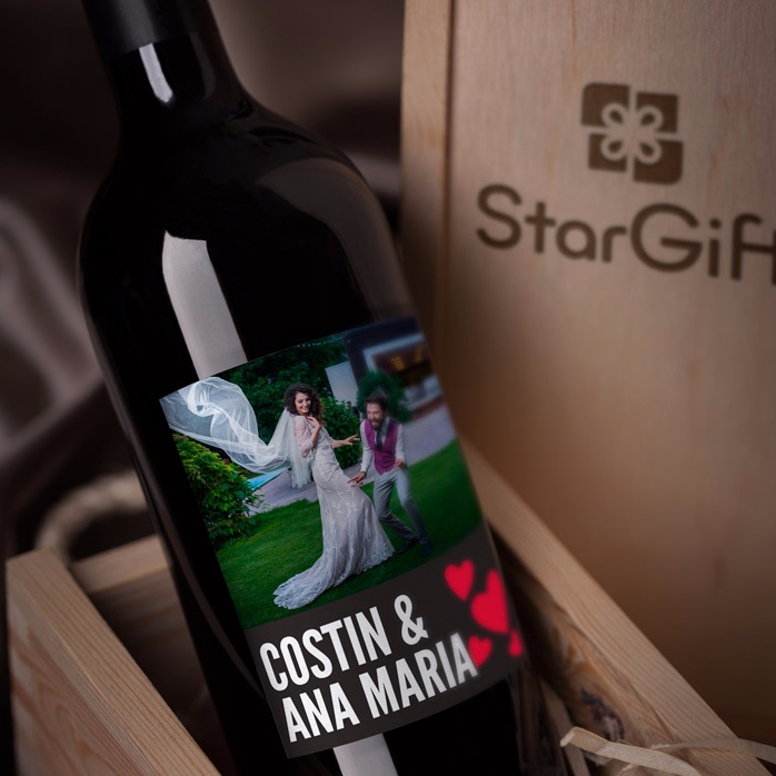 Wino z indywidualnym nadrukiem ze zdjęciem dla pary
