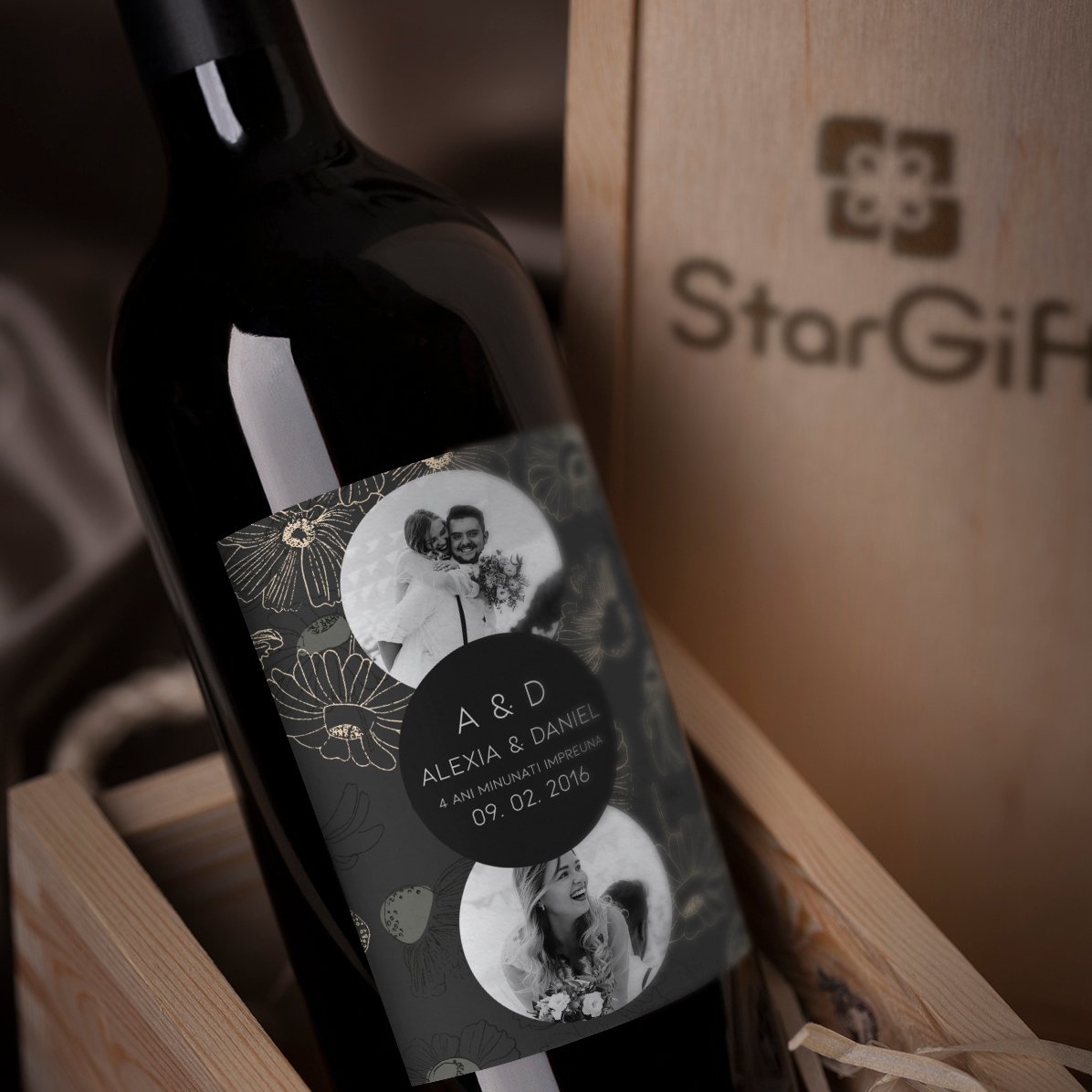 Personalised wine with text and 2 photos - Anniversary