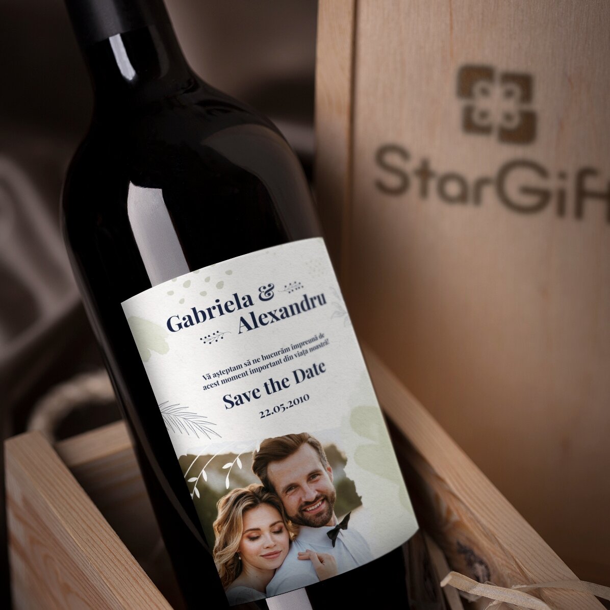 Wino z indywidualnym nadrukiem tekstu i zdjęcia – „Save the date”
