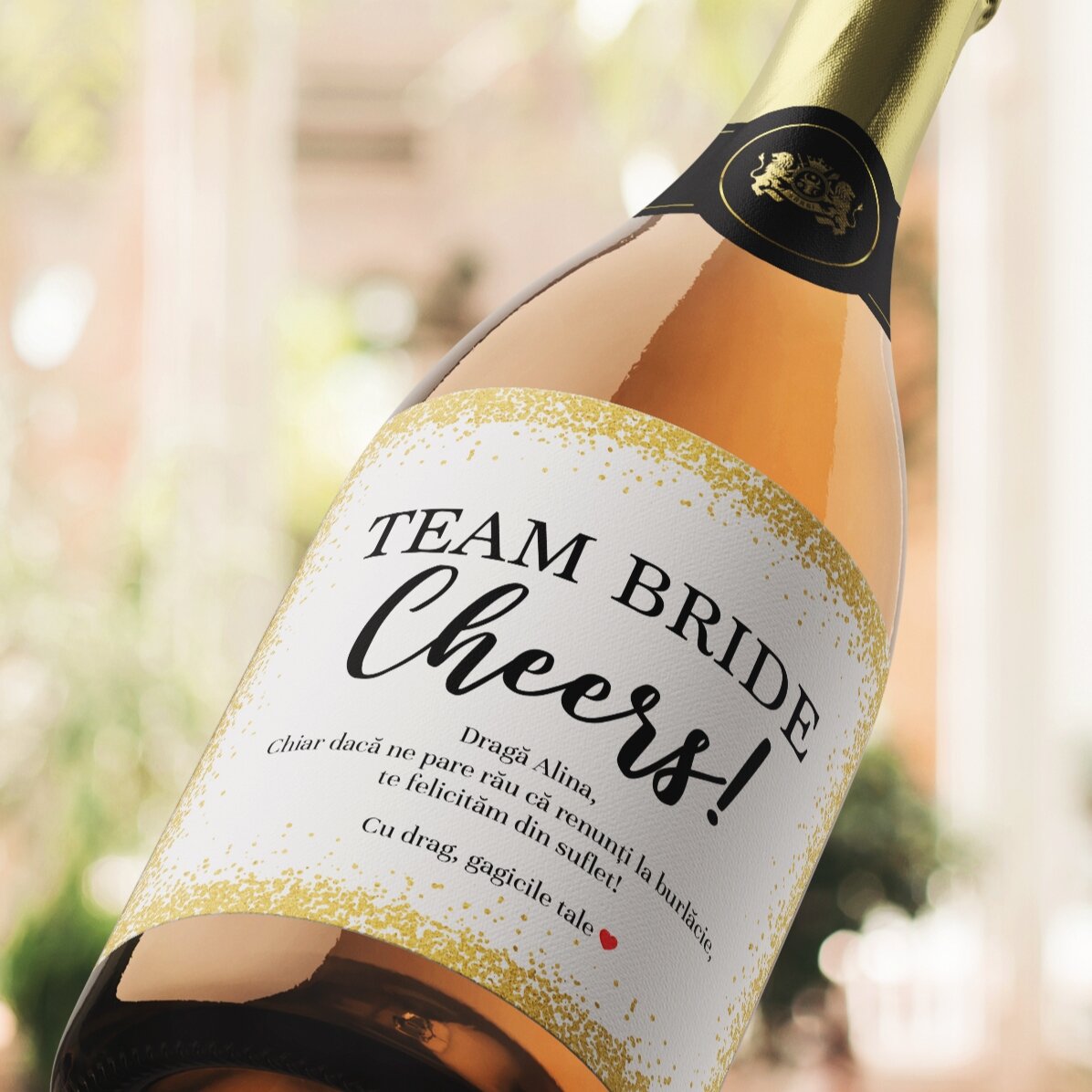 Wino musujące z indywidualnym napisem na wieczór panieński – Cheers